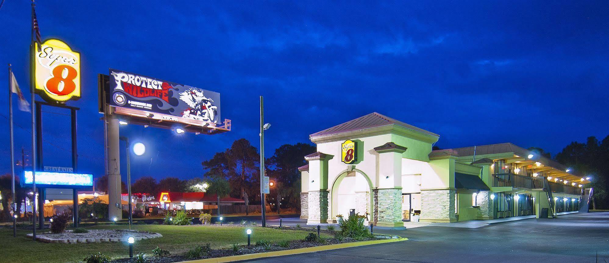 Super 8 By Wyndham Ormond Beach Exteriör bild
